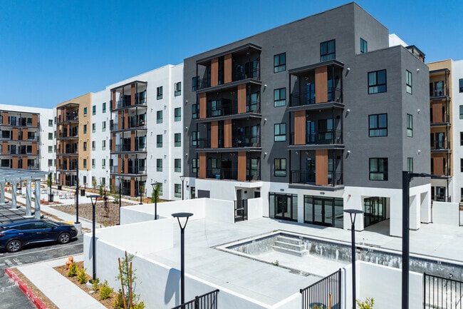 Alternate - Santa Rosa Avenue