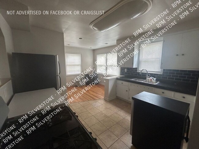 Photo - 23511 Majestic-