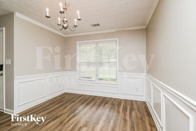 Photo - 96 Maple Leaf Ct