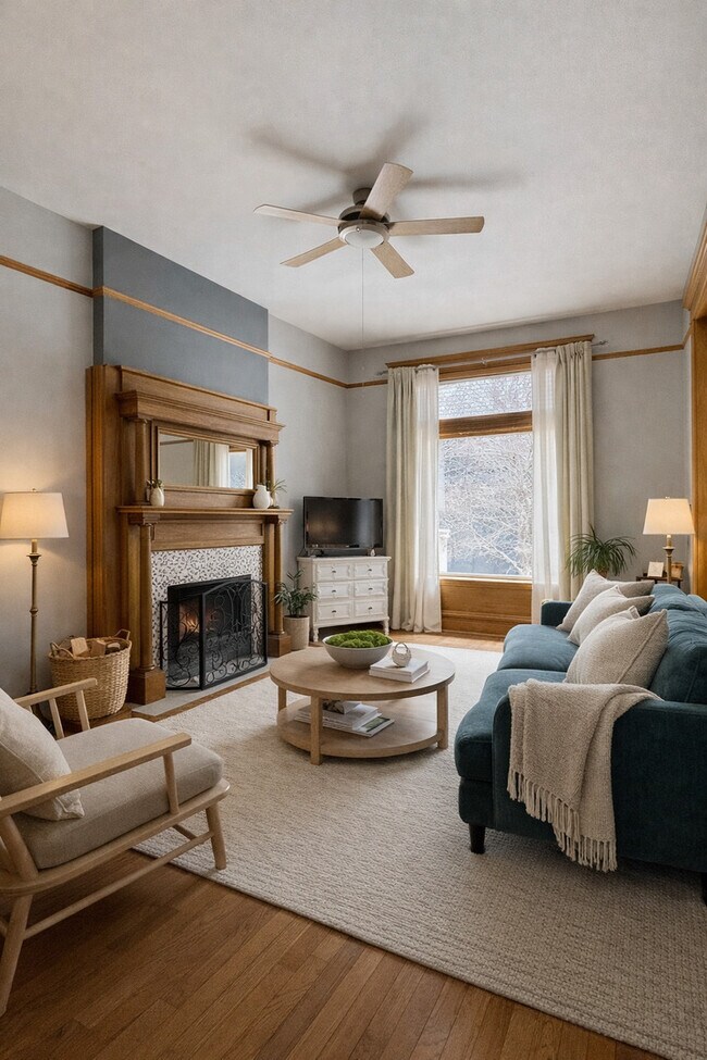 Photo - 4110 N Southport Ave