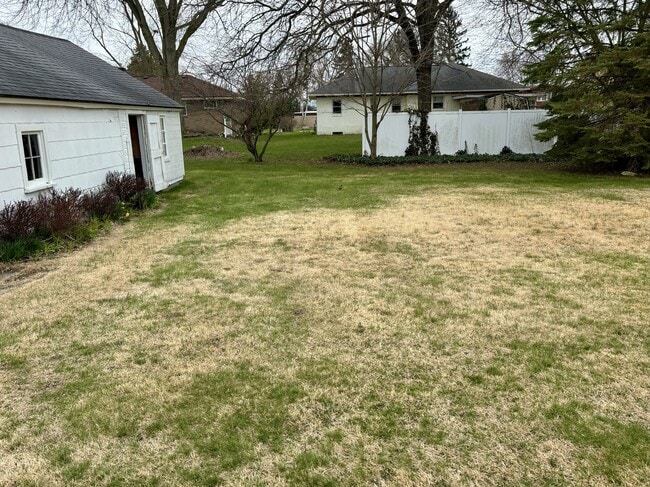 Photo - 422 W Central Ave