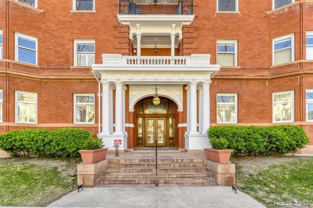 Building Photo - 836 E 17th Ave Unit 2B.