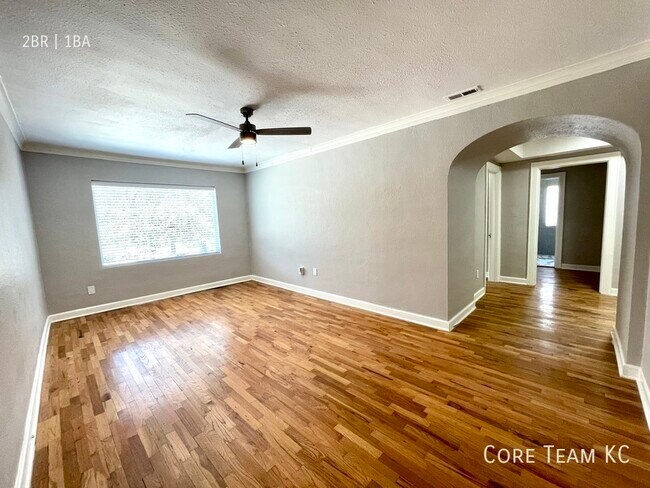 Photo - 1114 W 45th St Unidad 1114-2