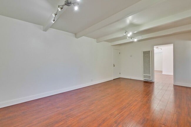 Photo - 330-338 Higdon Ave Unit 338