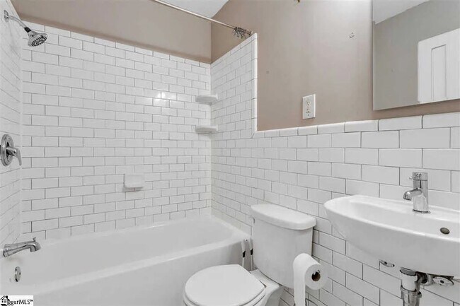 Photo - 2 Bedroom Home in North Main Area