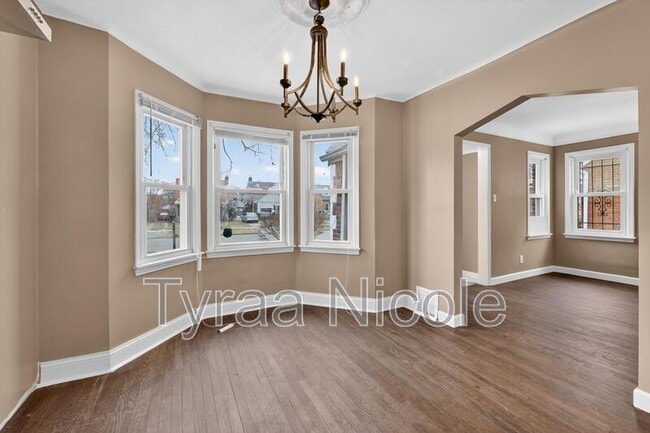 Photo - 19750 Mark Twain St