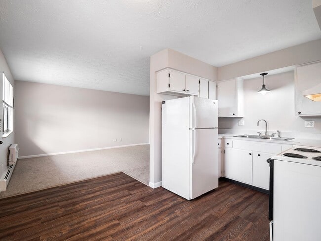 Delta 77 Apartments