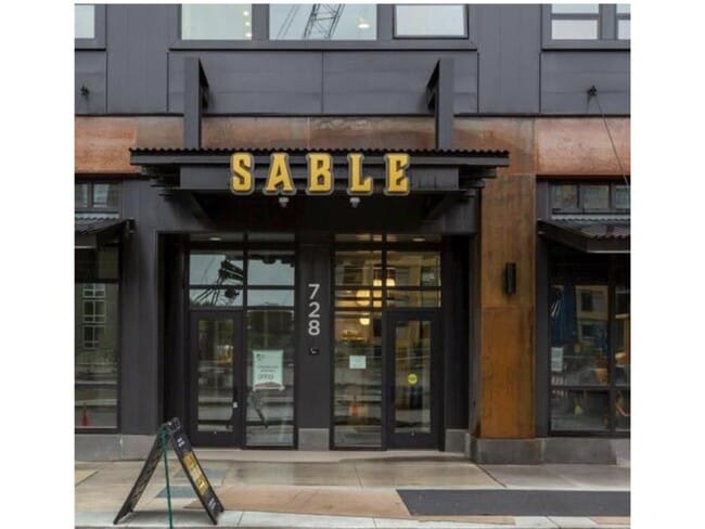 Building Photo - 728 N 3rd St Unit 706