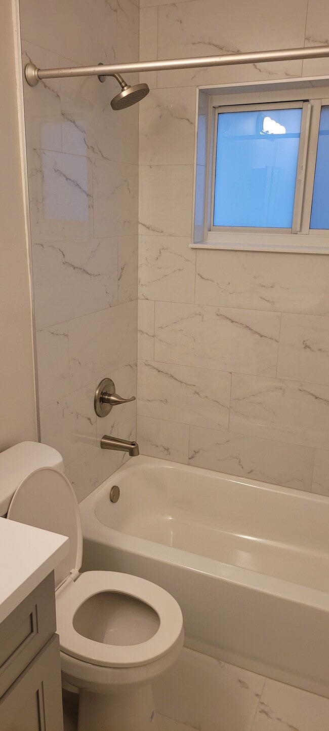 Photo - 3360 NE 16th Ave