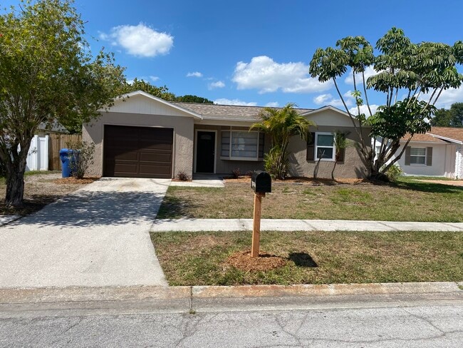 Building Photo - 12812 129th Ave