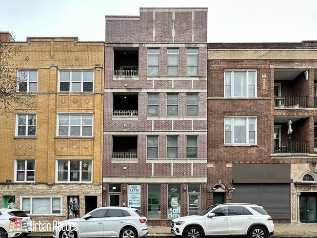 Building Photo - 907 N Damen Ave Unit J09W
