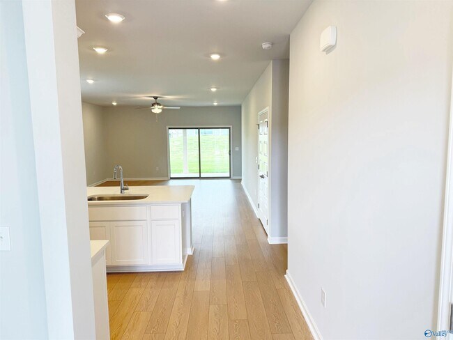 Photo - 28529 Whitehall Ln