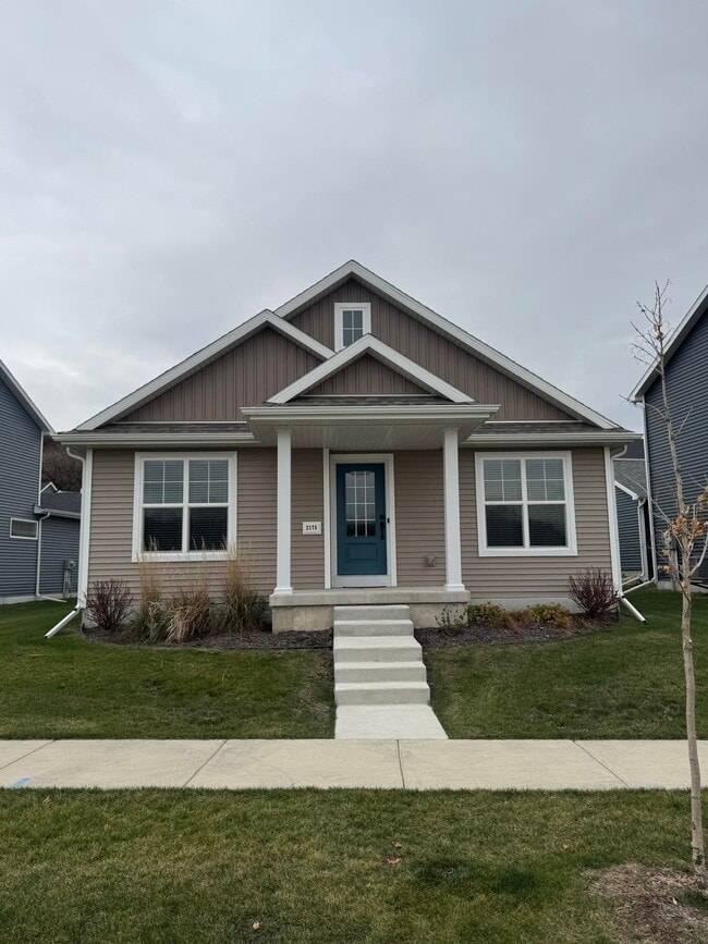 Building Photo - 2175 Autumn Lake Parkway