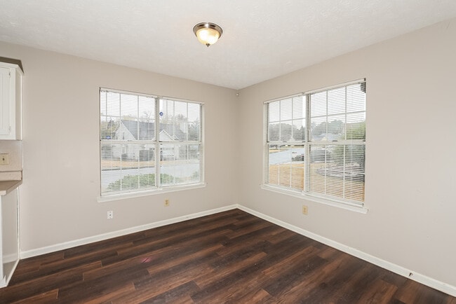 Photo - 6511 Mill Ct