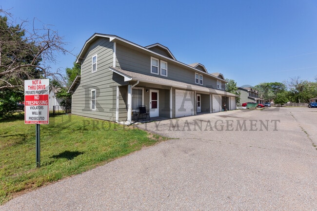 Photo - 1134 Richmond St