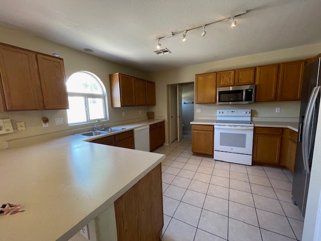 Photo - 2528 E Sheffield Ave