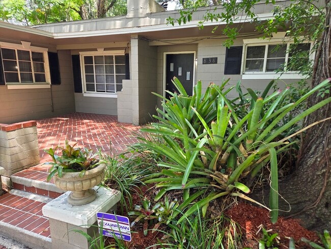 Photo - 838 Rosalia Dr