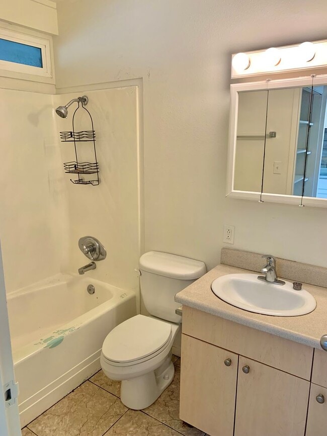 Photo - 471 Liholiho St Unit 221