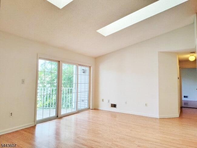 Photo - 816 Breckenridge Dr
