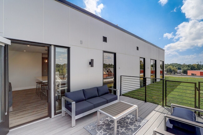 Photo - 225 Vine St NW Unit ID1355766P