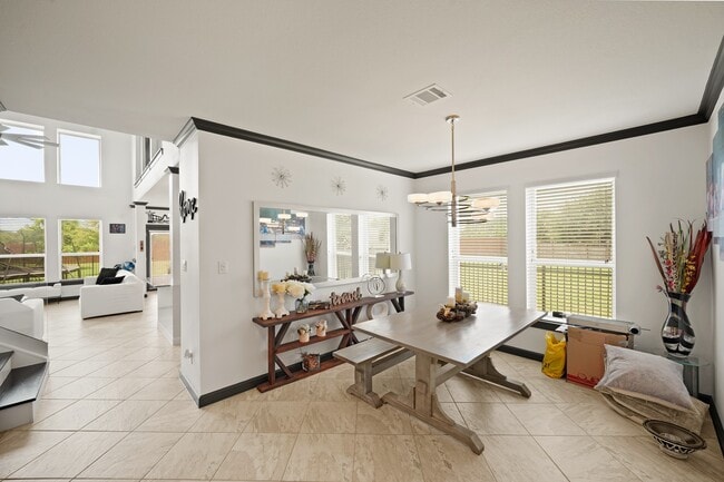 Photo - 249 Castlegate Ln