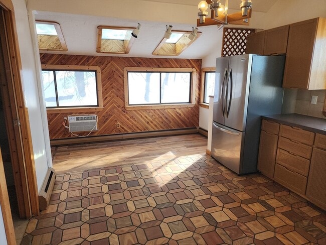 Photo - 586 Franklin St Unit 2