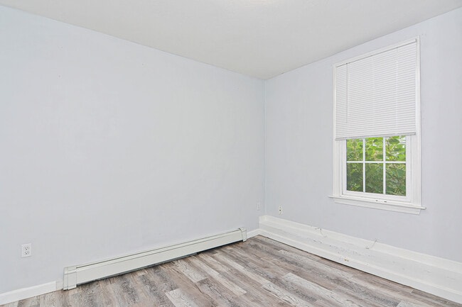 Photo - 155 Onset Ave