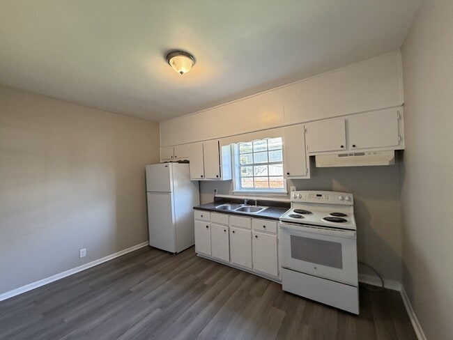 5406 Ave D