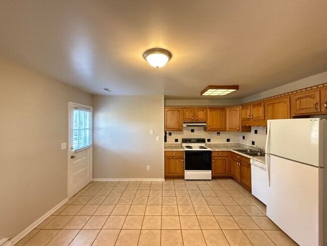 Photo - 2770 Laguna Ave Casa