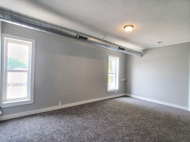 702-704-704 18th Ave Unidad 702 - Apt 1