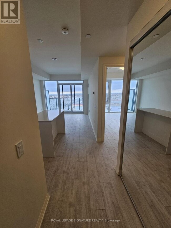 Photo - 27 Korda Gate Unit 807
