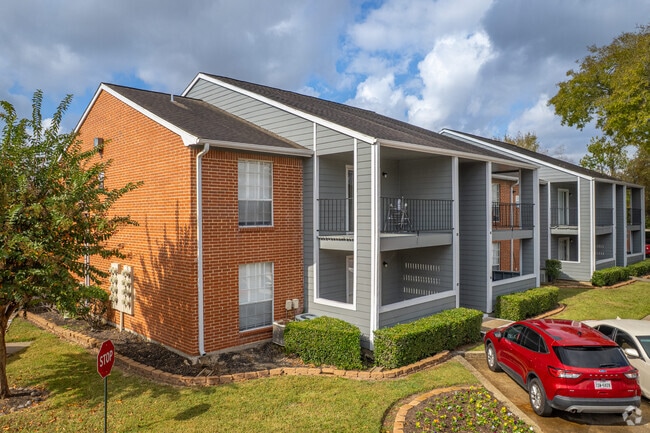 4045 Treadway Rd