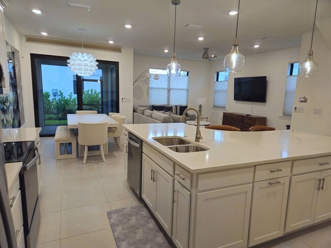 4211 Sonoma Oaks Wy