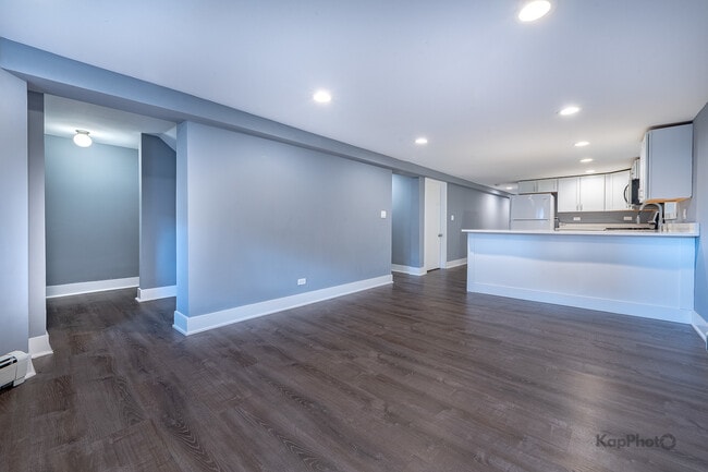 Photo - 1019 N Ridgeway Ave Unidad G