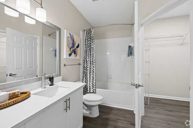 Montreal 2BR, 2BA - 1,145SF - Primary Bathroom