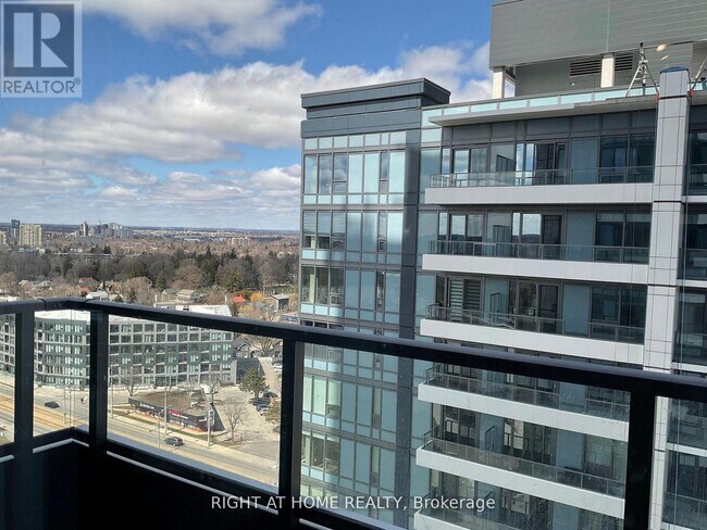 Photo - 15 Wellington St S Unité 1814