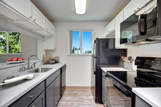 Photo - Linden Highlands