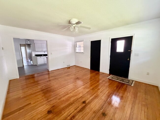 Photo - wilmot2722 Unit A