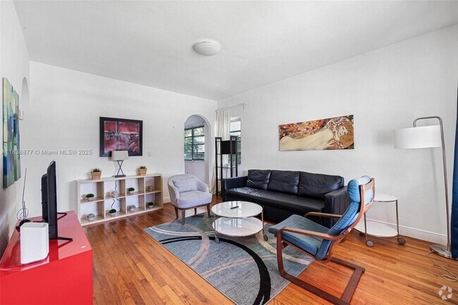 Building Photo - 220 Beacom Blvd Unit A Rental