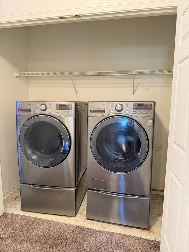 Photo - 3 Bedrooms Townhouse for Rent