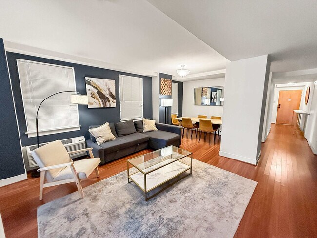 Building Photo - 111-23 N 15th St Unit ID1317870P