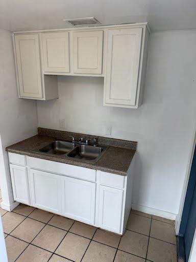 Photo - 572 NE Congress Ave