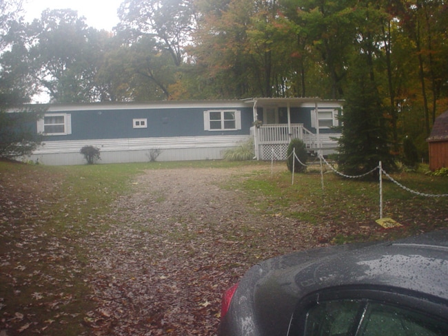 Building Photo - 12777 Butternut Ave