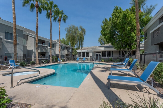 Pool - Indigo Springs