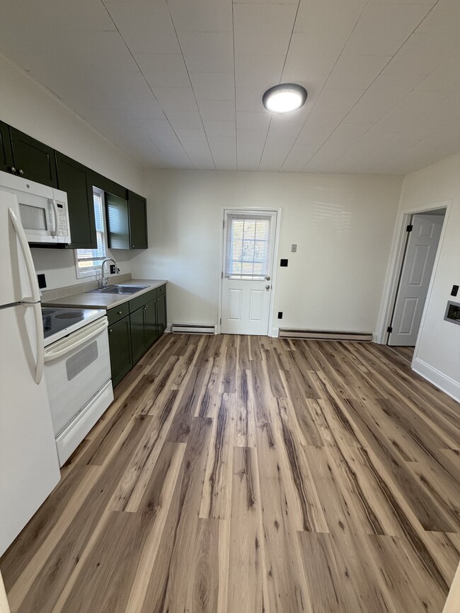 Photo - 106 Crockett Ave