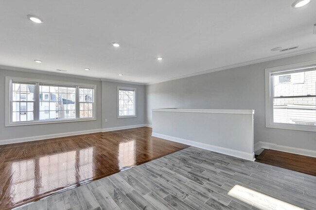 Photo - 126 N 15th St