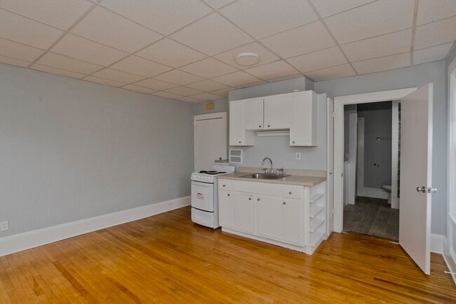 Photo - 78 Elm St Unidad 4