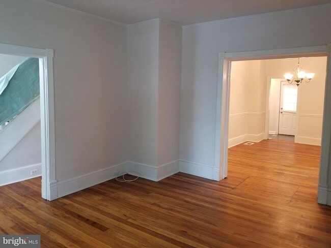 Building Photo - 653 Faulkner Ave