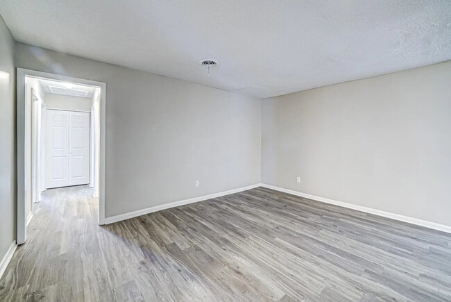 Photo - 2839 Glenn Hills Cir