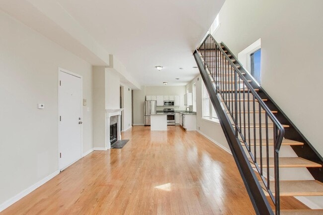 Photo - 1481 W Irving Park Rd Unit 2B